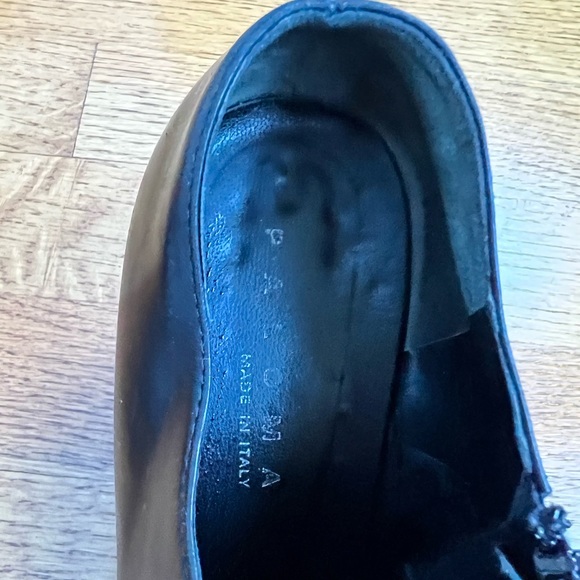 BLACK ANKLE BOOTS - Picture 5 of 6